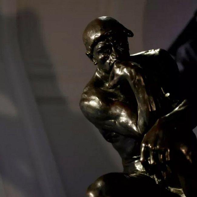 Escultura 'O Pensador', de Rodin, é vendida por R$ 58 milhões